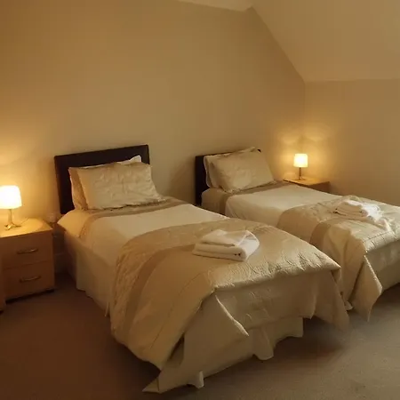 The Golden Lion 3*