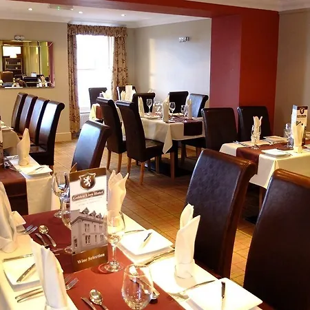 Oda ve Kahvaltı The Golden Lion 3*