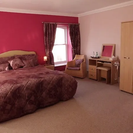 The Golden Lion 3*